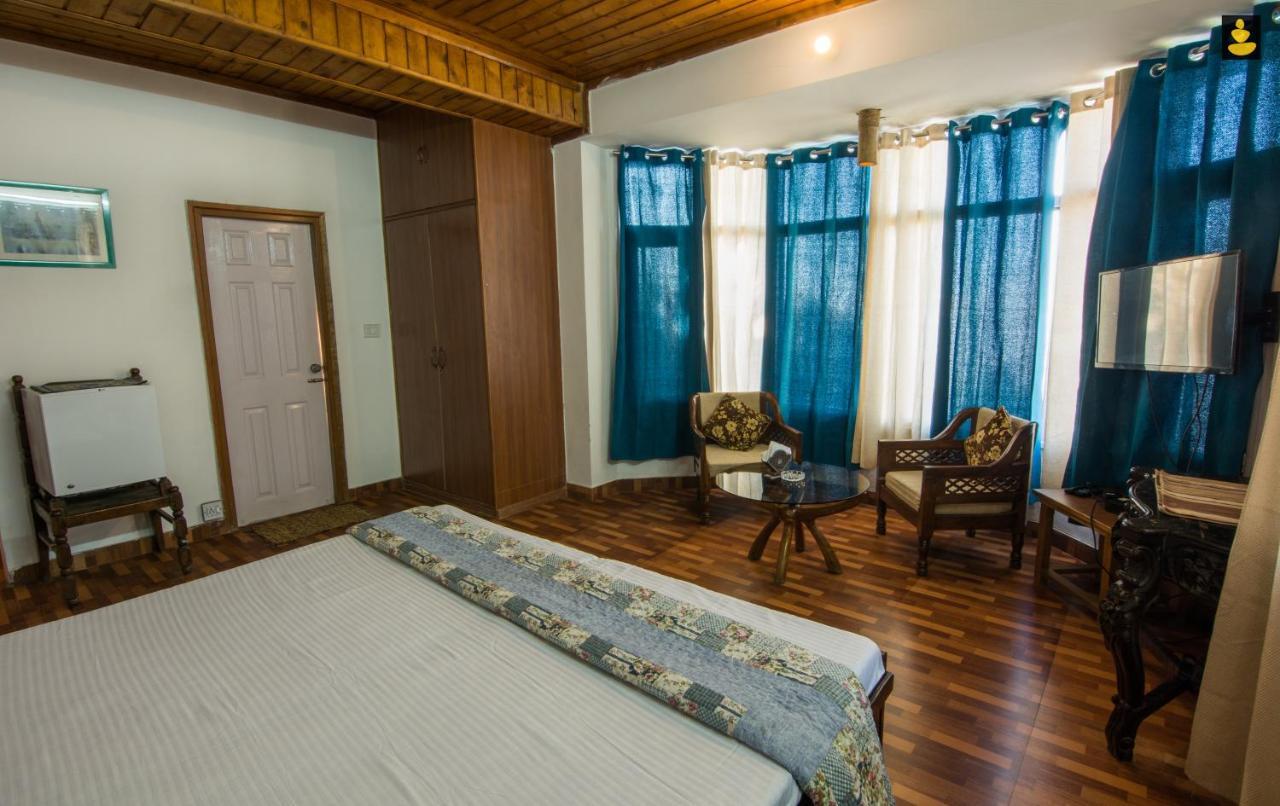 Livingstone 2Bhk Cozy Homestay In Kasauli Hills Exterior photo